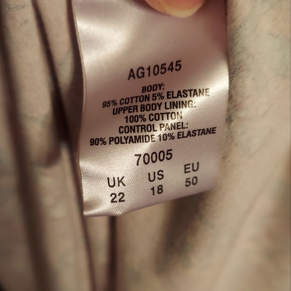 NEW Cotton Traders Tummy Control Floral Print Midi Burgundy Dress Size 18 - Picture 7 of 9